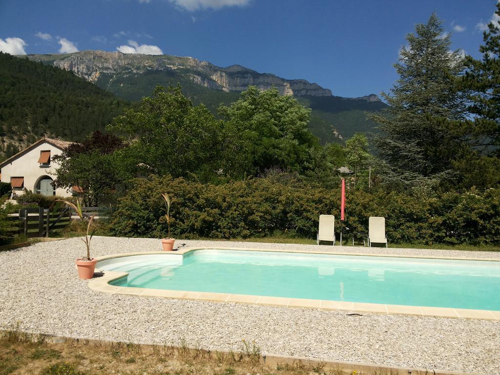 Châtillon-en-Diois L'Enclos B&B מראה חיצוני תמונה
